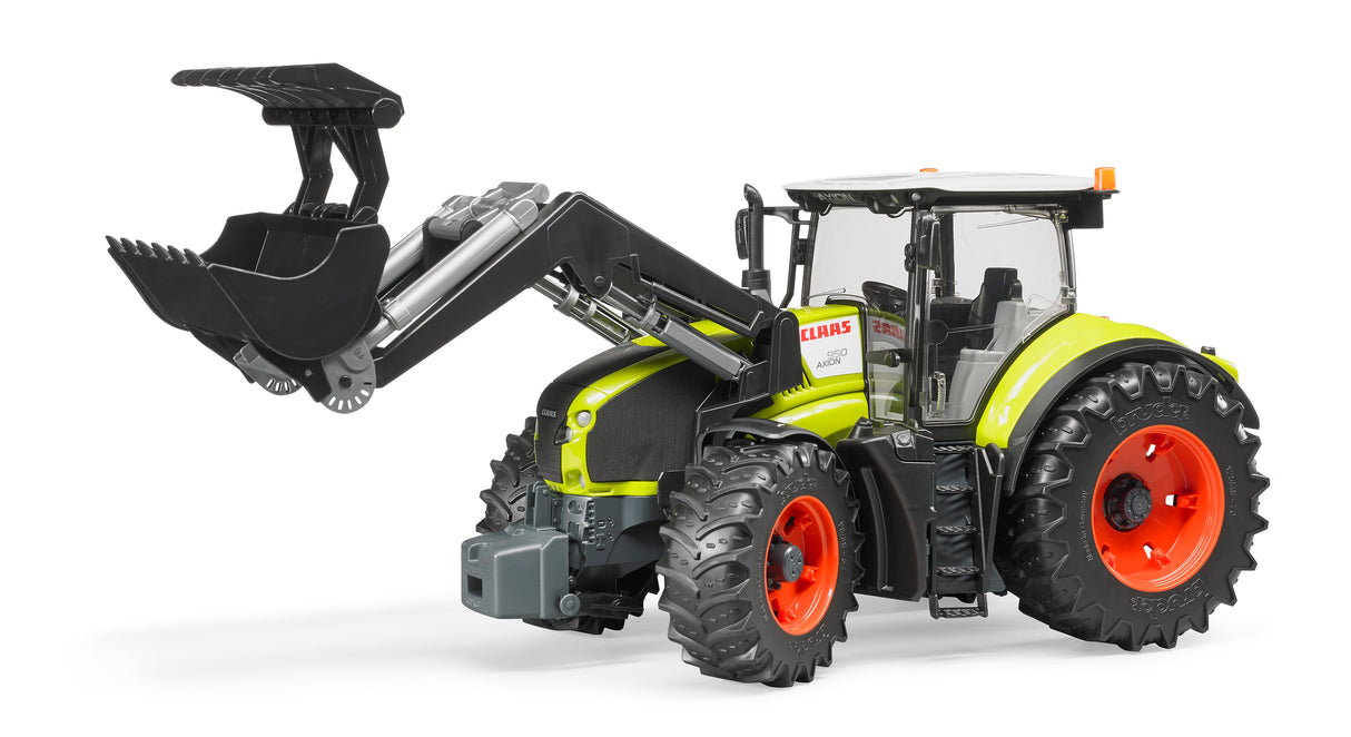 Claas Axion 950 with Frontloader